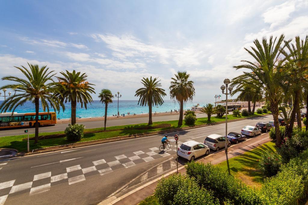 Beautiful Apartment By The Sea Front Ницца Экстерьер фото