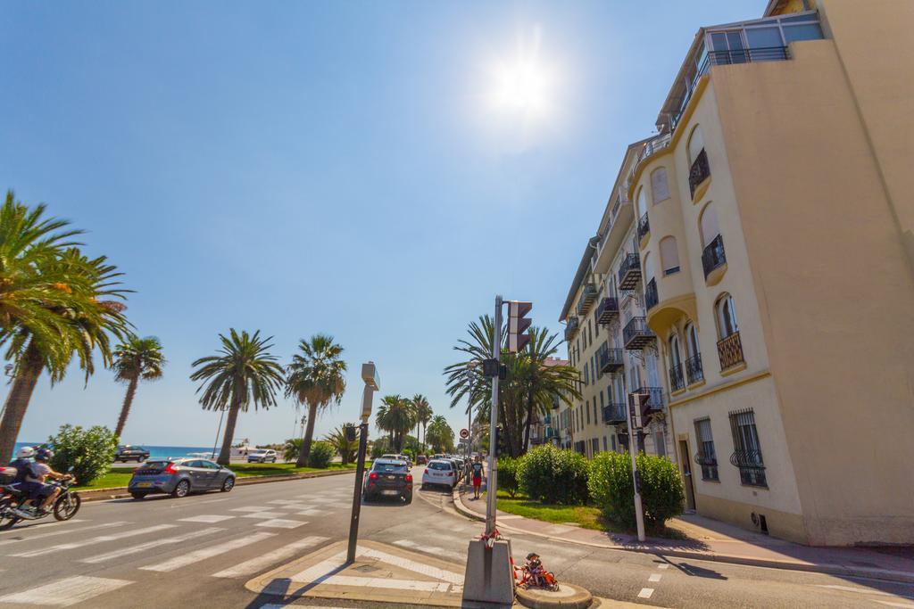 Beautiful Apartment By The Sea Front Ницца Экстерьер фото