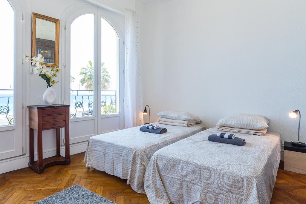 Beautiful Apartment By The Sea Front Ницца Экстерьер фото