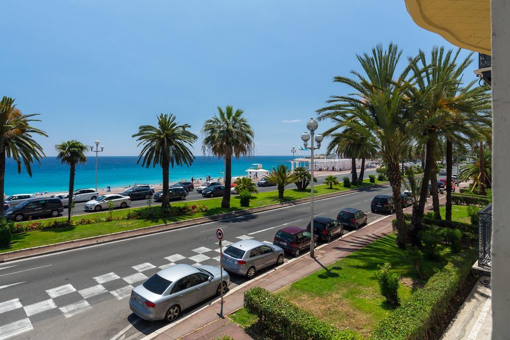 Beautiful Apartment By The Sea Front Ницца Экстерьер фото